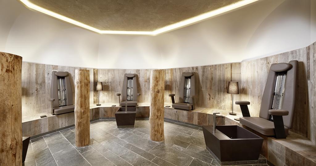 Hotel Berghof Crystal Spa & Sports Tux Exterior foto