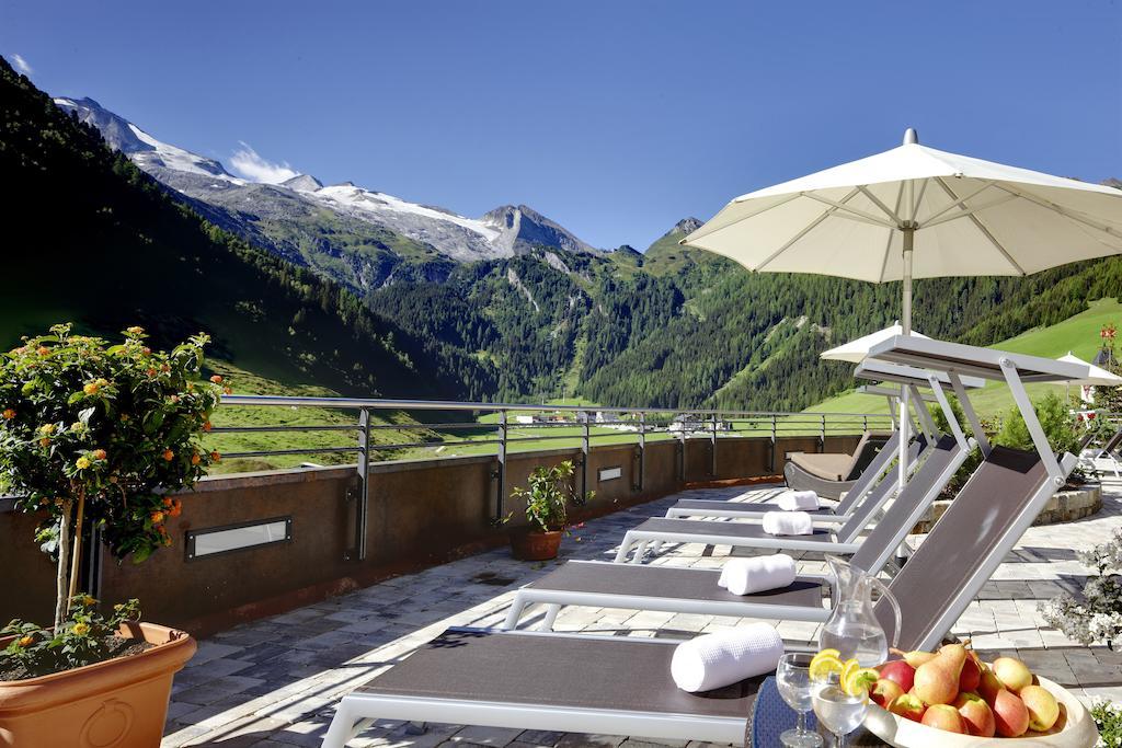 Hotel Berghof Crystal Spa & Sports Tux Exterior foto